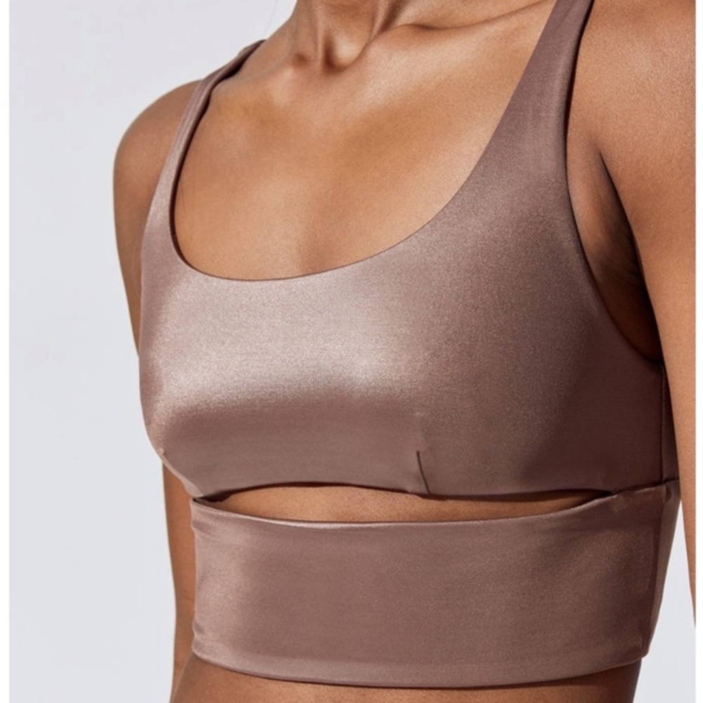 Alo yoga Women's Slit Shine Bra
